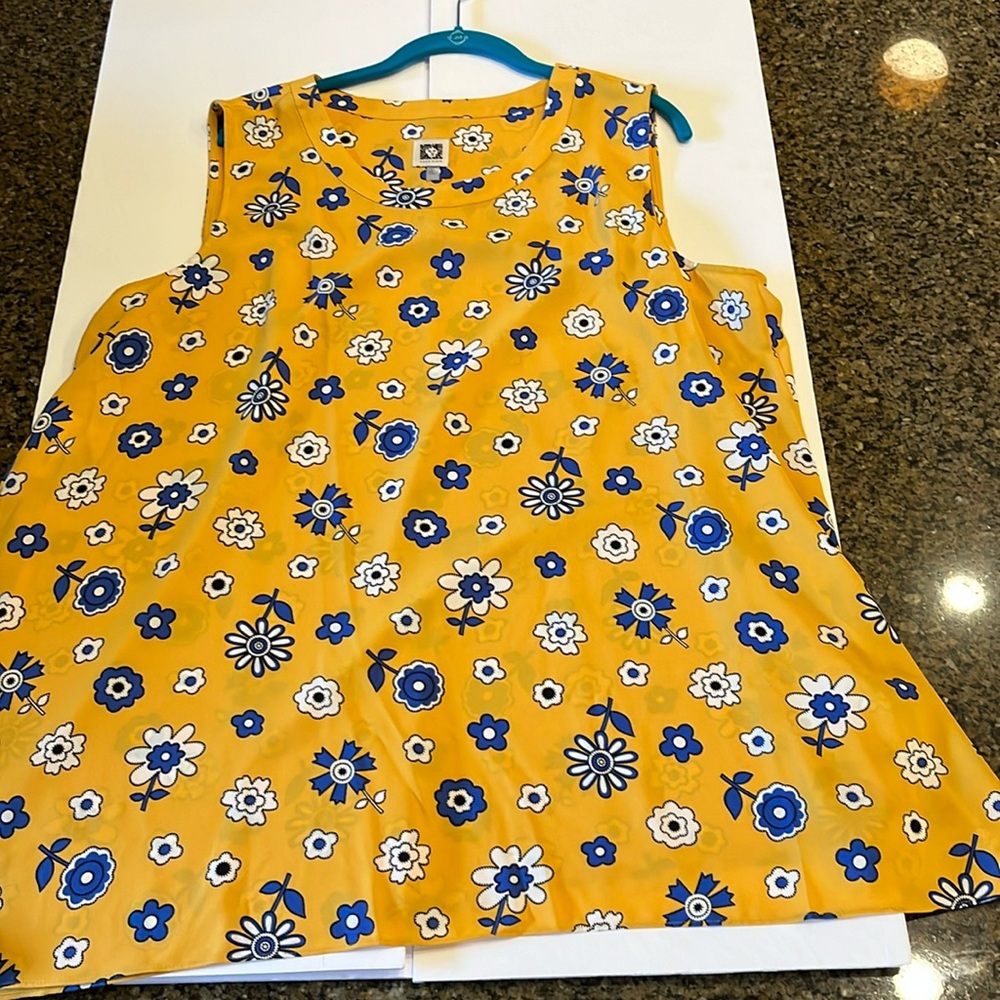 Anne Klein Plus size 2X sleeveless tunic yellow floral print